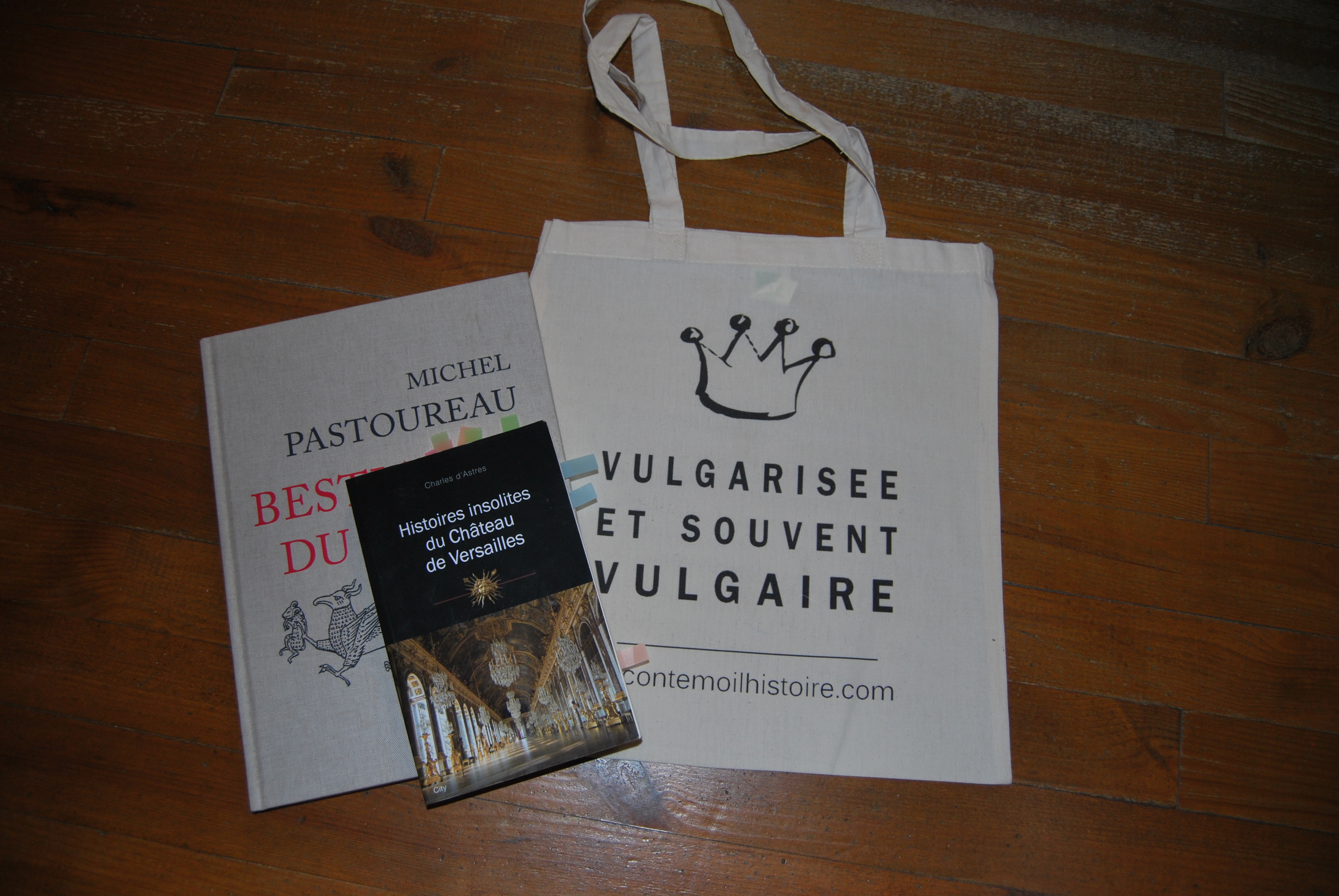 Mais aussi le livre sur les bestiaires médiévaux de Pastoureau et des anecdotes coolos sur Versailles !